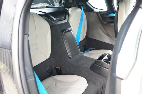 2014 BMW i8 - Image 13 of 20