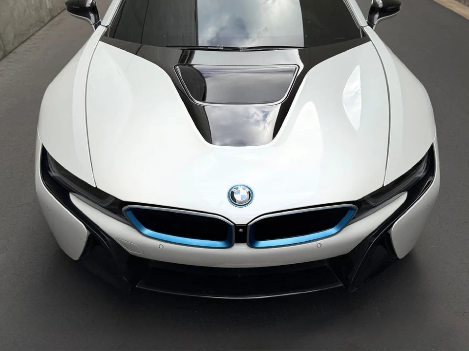 2014 BMW i8 - Image 16 of 21