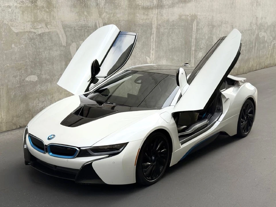2014 BMW i8 - Image 7 of 21