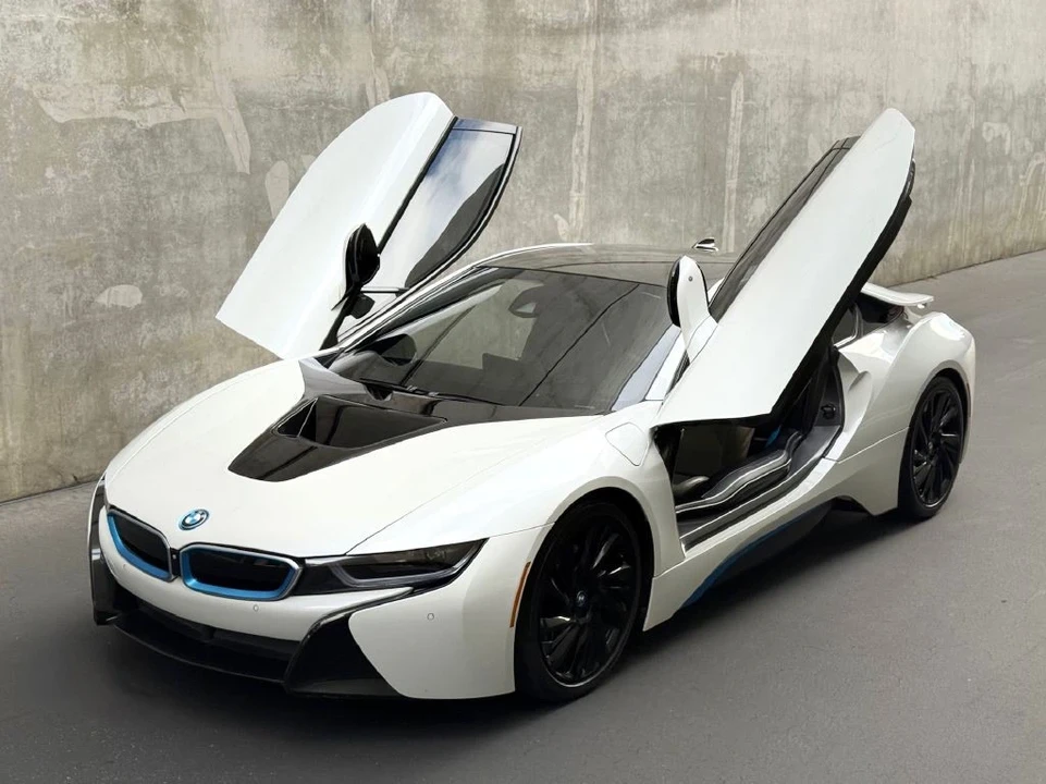 2014 BMW i8 - Image 7 of 21