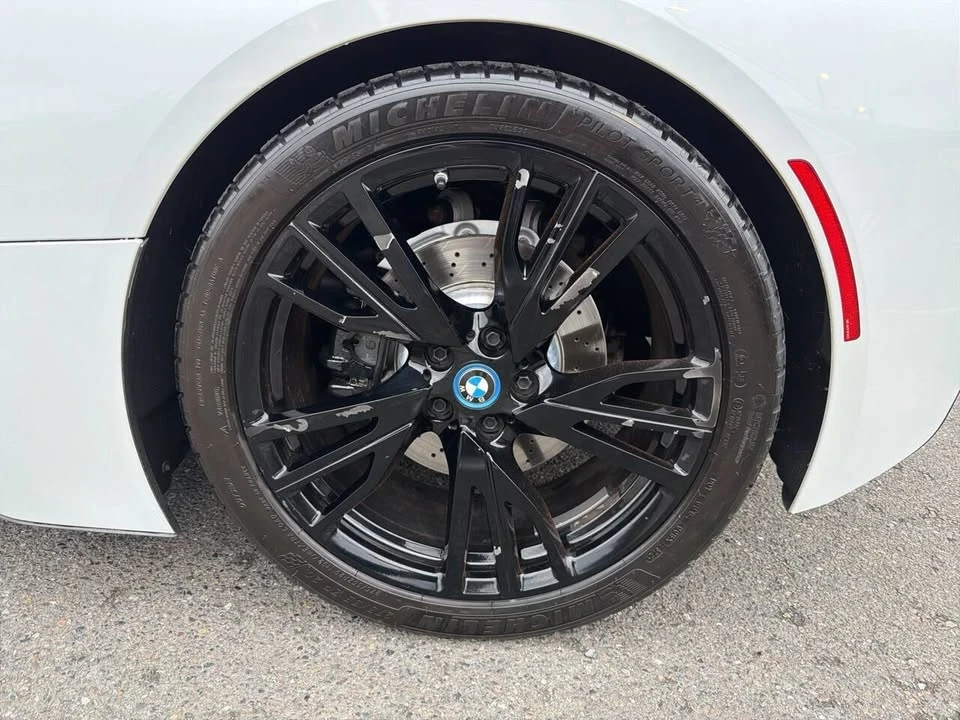 2014 BMW i8 - Image 3 of 20