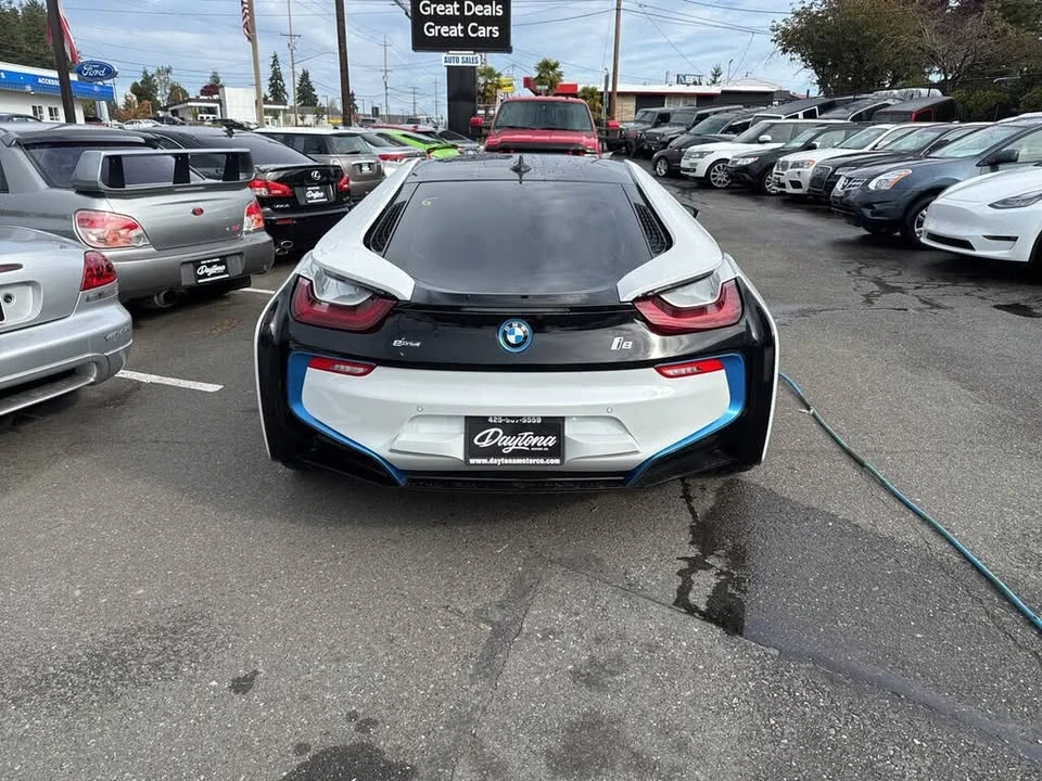 2014 BMW i8 - Image 5 of 9