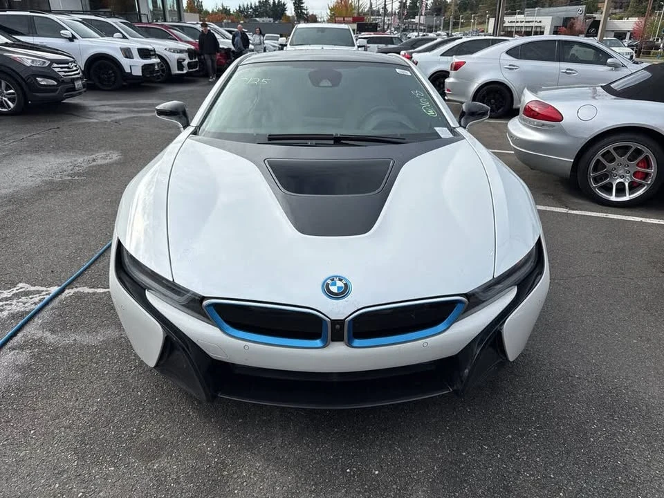 2014 BMW i8 - Image 4 of 9