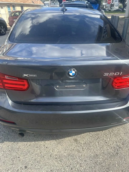 2014 BMW iX - Image 4 of 6