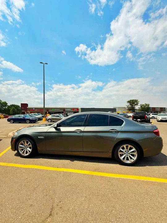 2014 BMW iX - Image 2 of 4