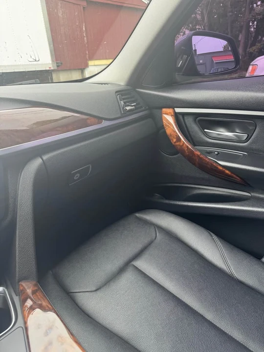 2014 BMW iX - Image 8 of 19