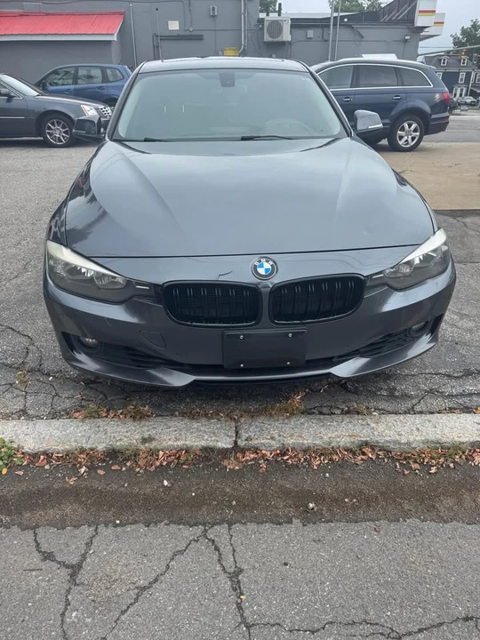 2014 BMW iX - Image 2 of 19