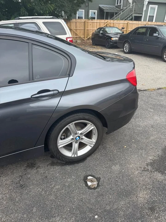 2014 BMW iX - Image 19 of 19