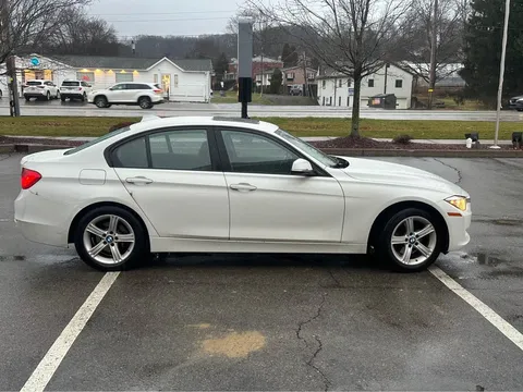 2014 BMW iX - Image 3 of 3