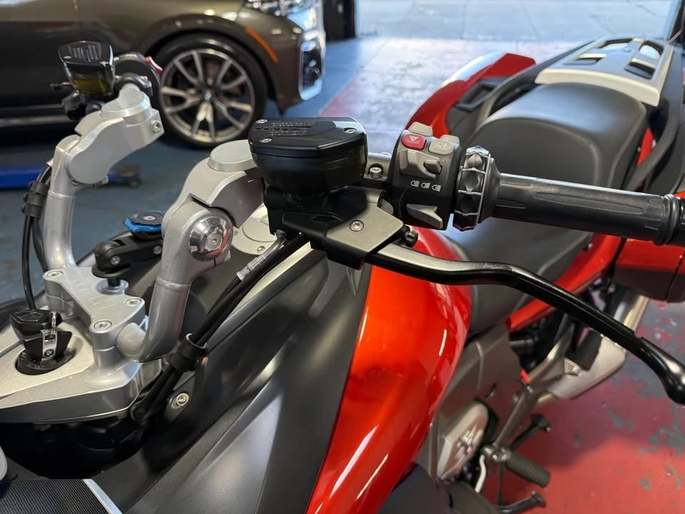 2014 BMW K1600 - Image 8 of 10