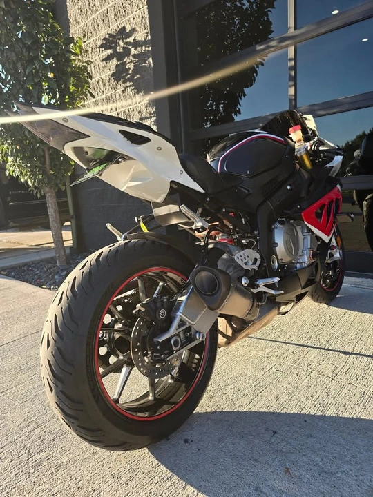 2014 BMW S1000 - Image 8 of 9