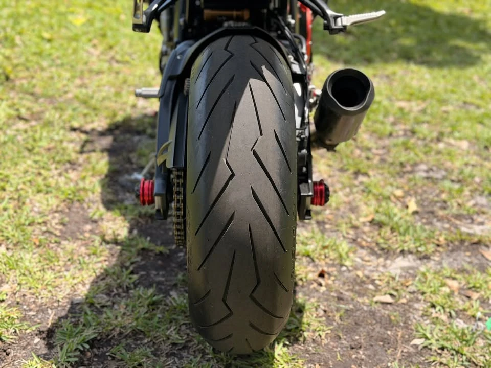 2014 BMW S1000 - Image 9 of 18
