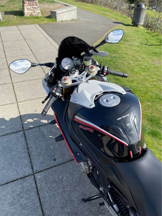 2014 BMW S1000 - Image 17 of 18