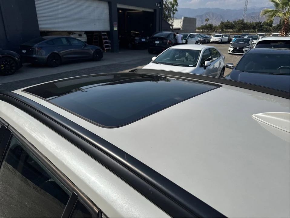 2014 BMW E84 X1 - Image 11 of 19