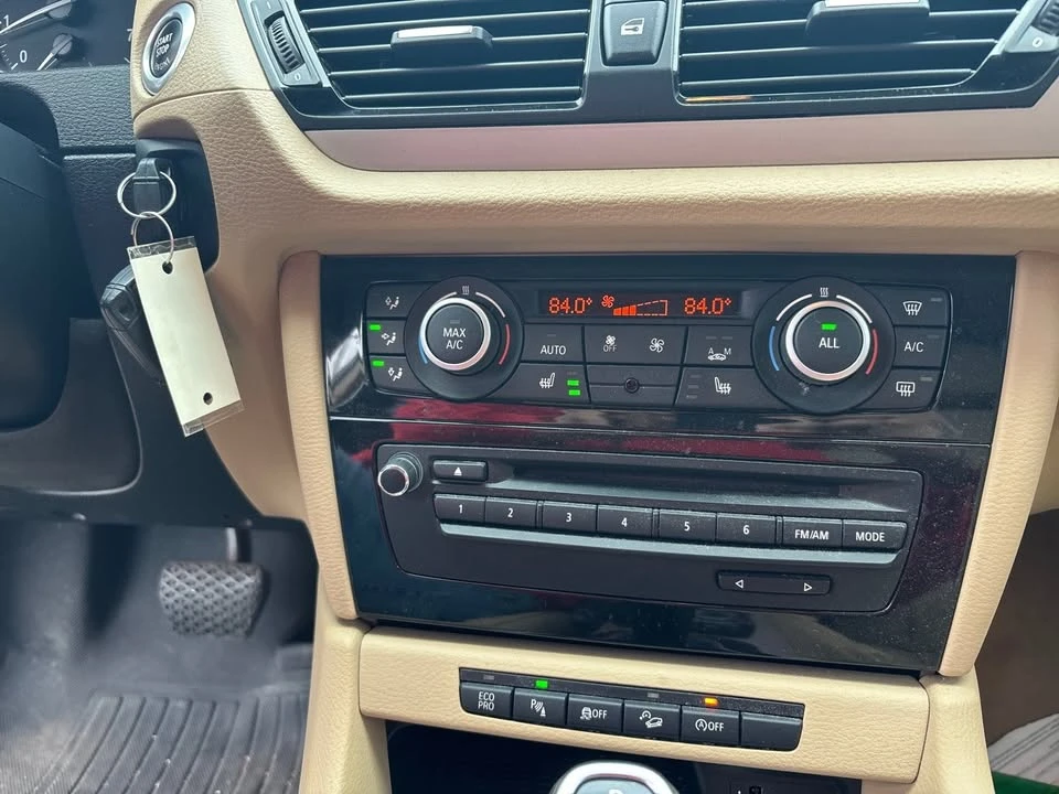 2014 BMW E84 X1 - Image 14 of 18