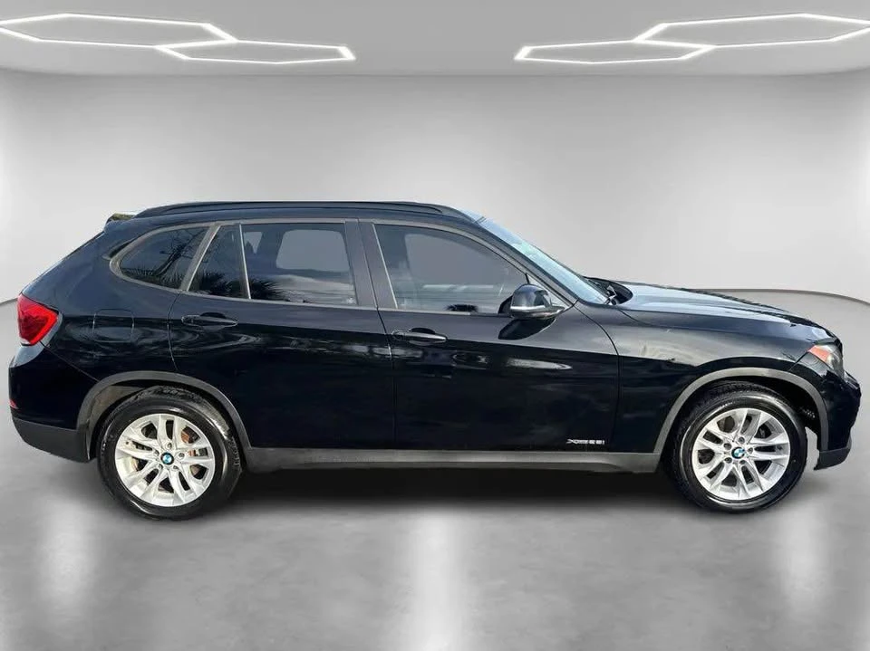 2014 BMW E84 X1 - Image 9 of 14