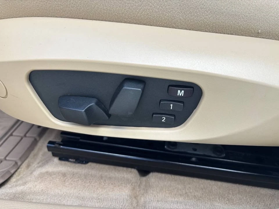2014 BMW E84 X1 - Image 11 of 20