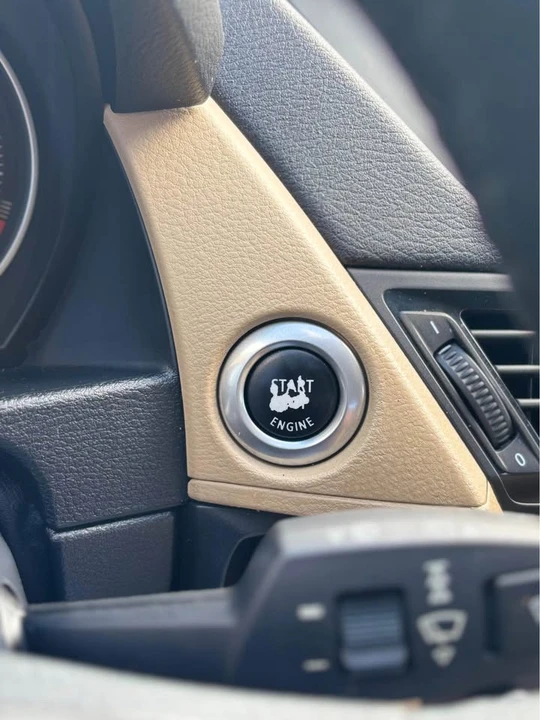 2014 BMW E84 X1 - Image 16 of 20