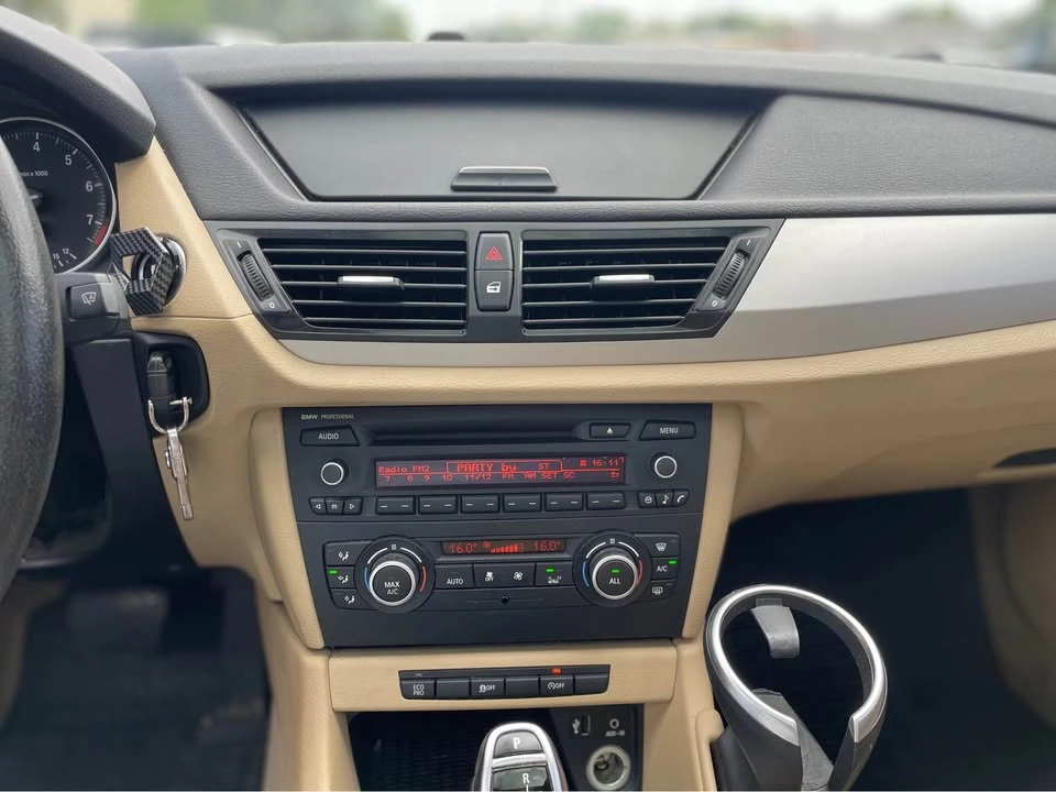 2014 BMW E84 X1 - Image 14 of 16
