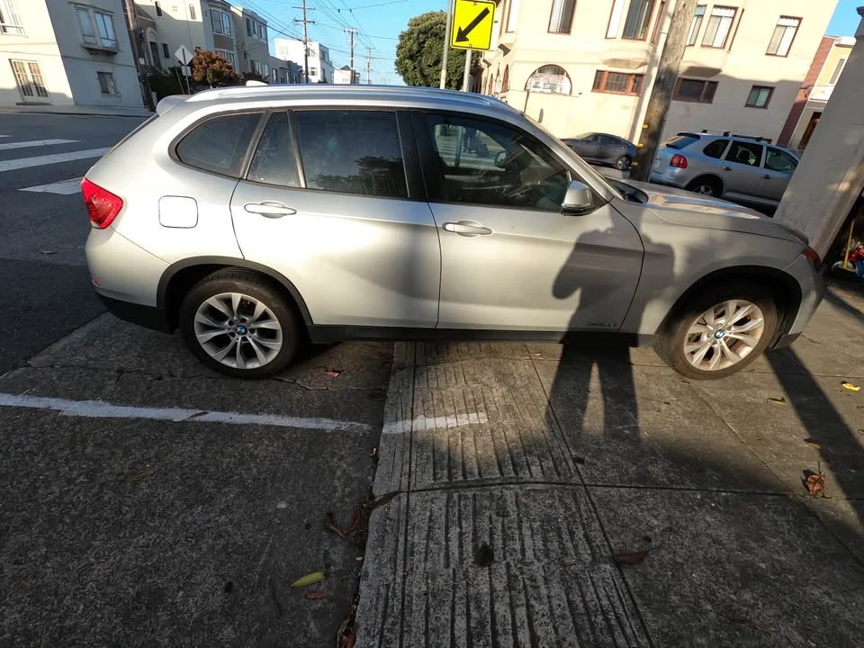2014 BMW E84 X1 - Image 2 of 4