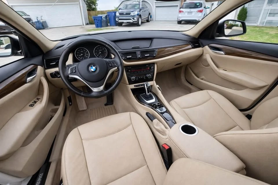 2014 BMW E84 X1 - Image 2 of 3