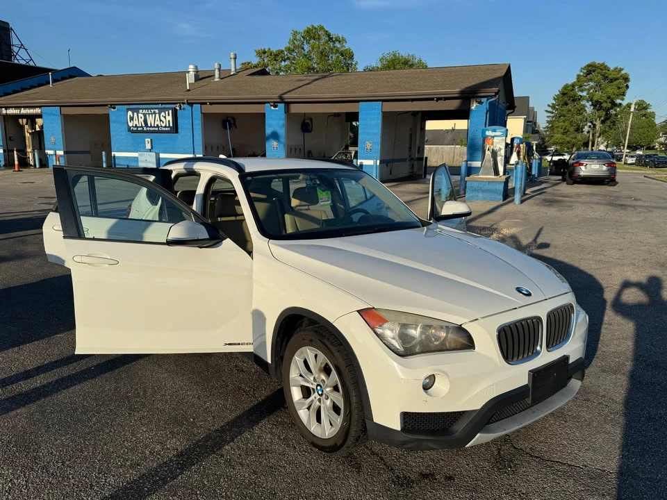 2014 BMW E84 X1 - Image 2 of 9