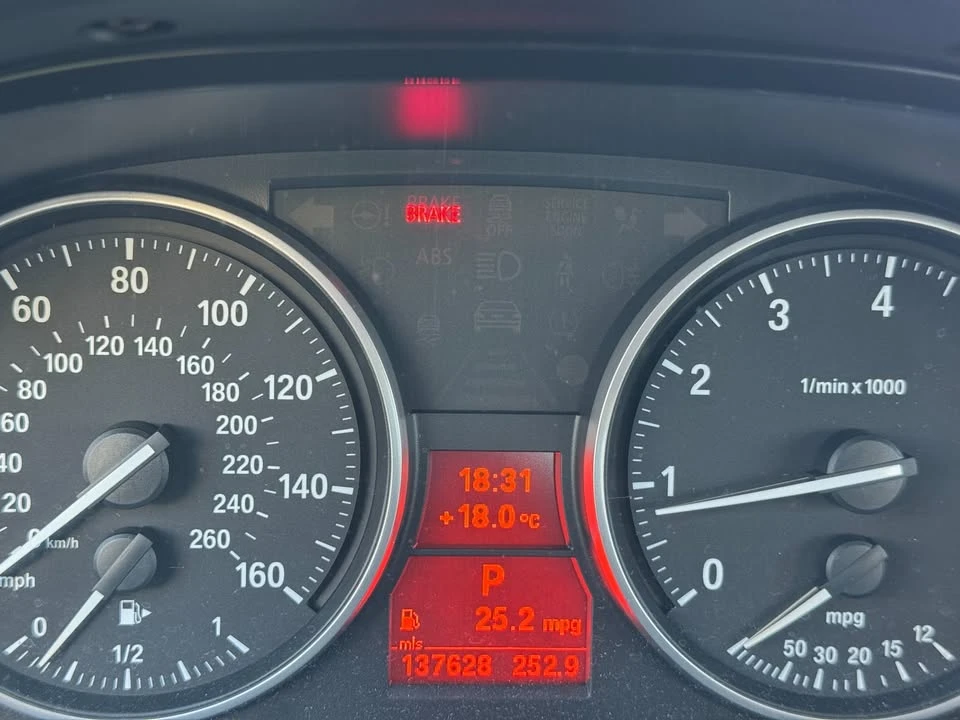 2014 BMW E84 X1 - Image 7 of 9