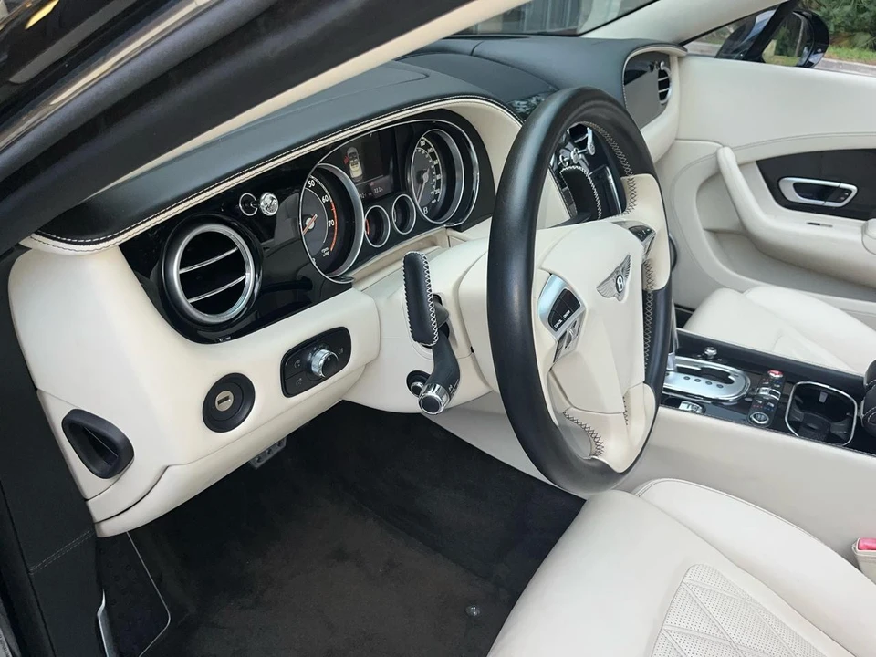 2014 Bentley Continental GT 2nd Gen - Image 23 of 31