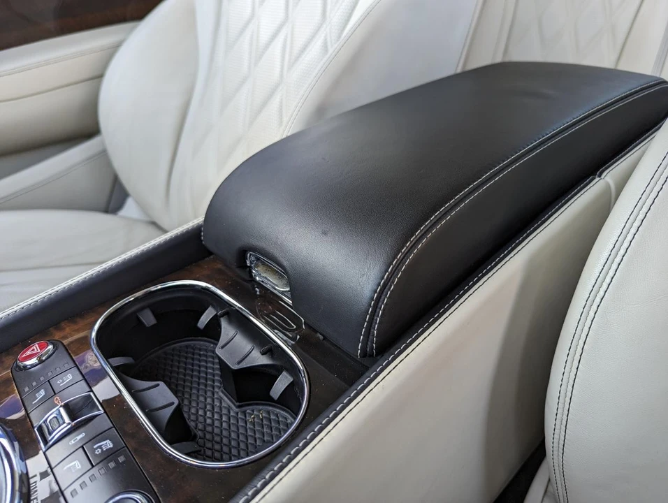 2014 Bentley Continental GTC - Image 28 of 31