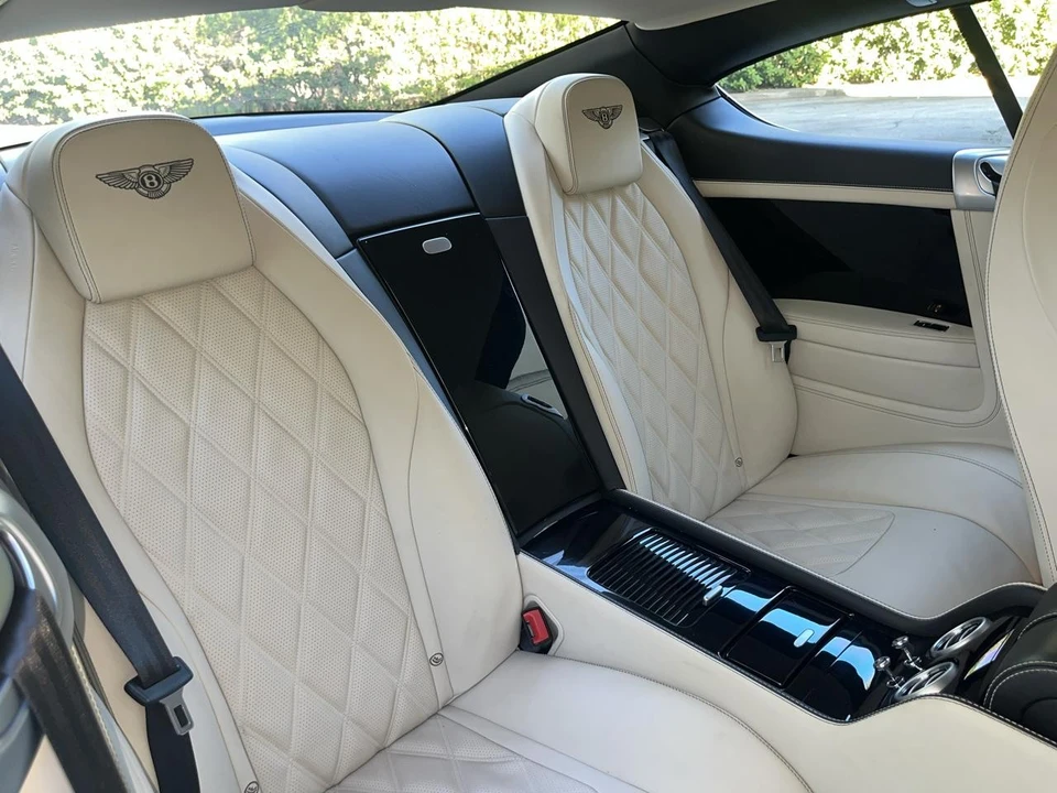 2014 Bentley Continental GT 2nd Gen - Image 29 of 31