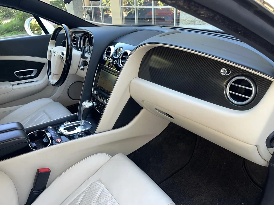2014 Bentley Continental GT 2nd Gen - Image 24 of 31