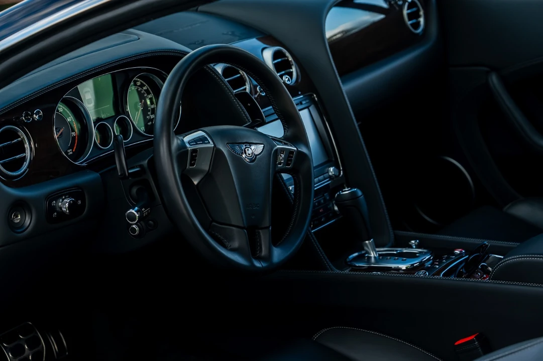 2014 Bentley Continental GT V8 2nd Gen - Image 11 of 30