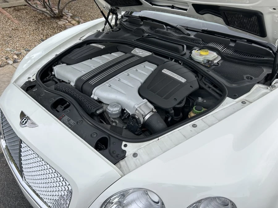 2014 Bentley Continental GT 2nd Gen - Image 16 of 17