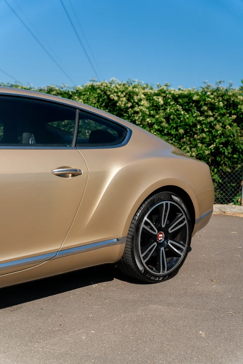 2014 Bentley Continental GT V8 2nd Gen - Image 16 of 31