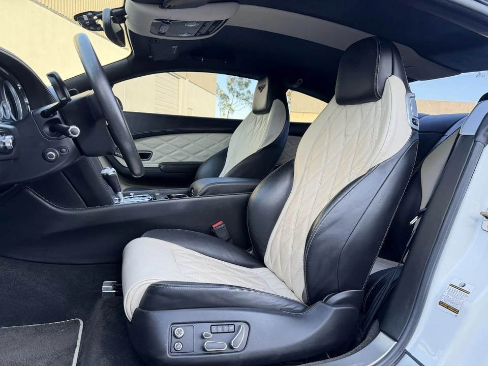 2014 Bentley Continental GT V8 2nd Gen - Image 17 of 31