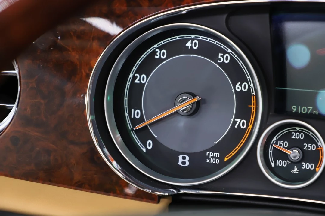2014 Bentley Continental GTC - Image 25 of 31