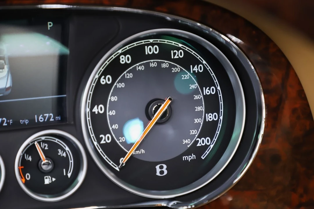 2014 Bentley Continental GTC - Image 26 of 31