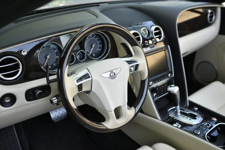 2014 Bentley Continental GTC - Image 26 of 31