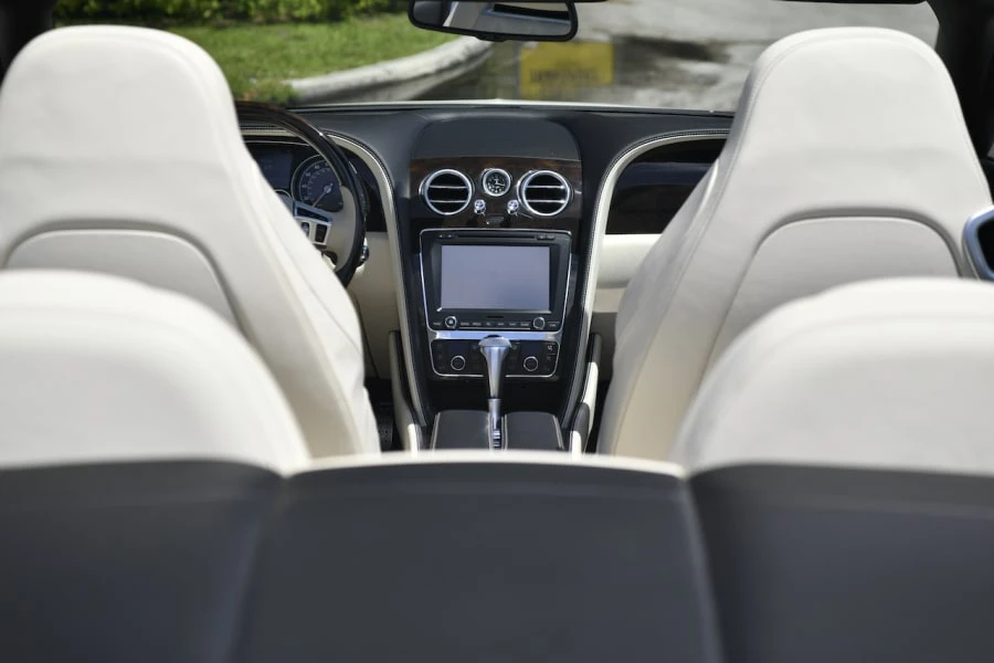 2014 Bentley Continental GTC - Image 27 of 31
