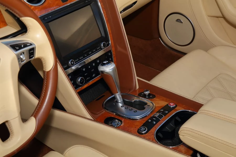 2014 Bentley Continental GTC - Image 24 of 31