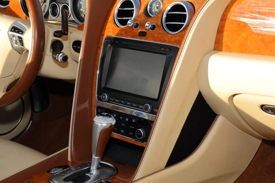 2014 Bentley Continental GTC - Image 22 of 31