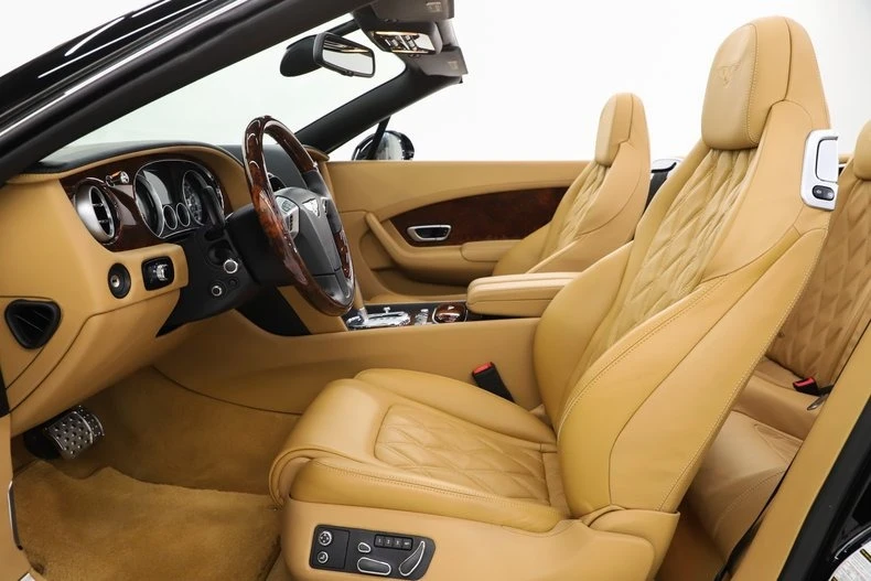 2014 Bentley Continental GTC - Image 19 of 31