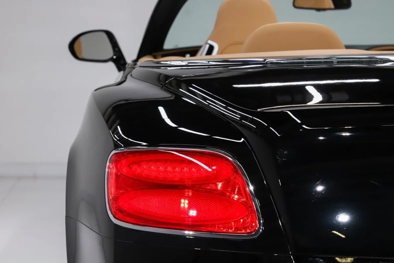 2014 Bentley Continental GTC - Image 23 of 31