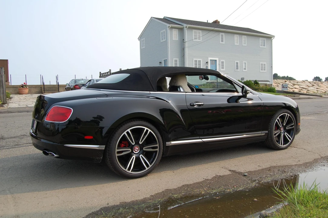 2014 Bentley Continental GTC - Image 25 of 31