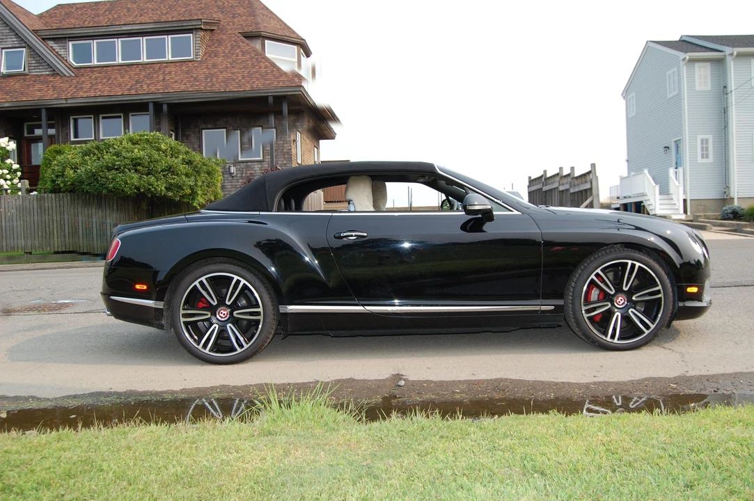 2014 Bentley Continental GTC - Image 26 of 31
