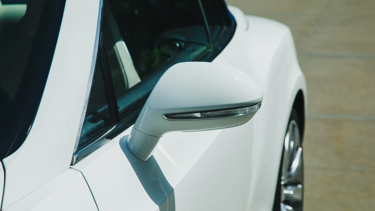 2014 Bentley Continental GTC - Image 21 of 31