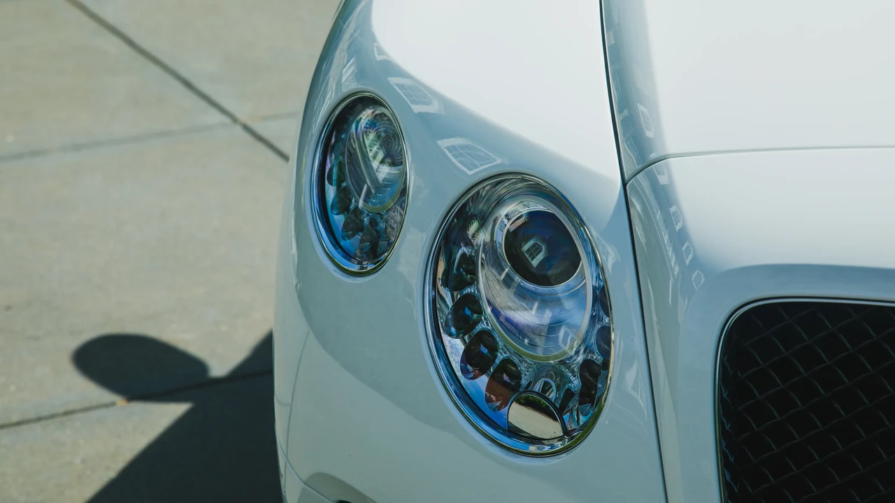 2014 Bentley Continental GTC - Image 14 of 31