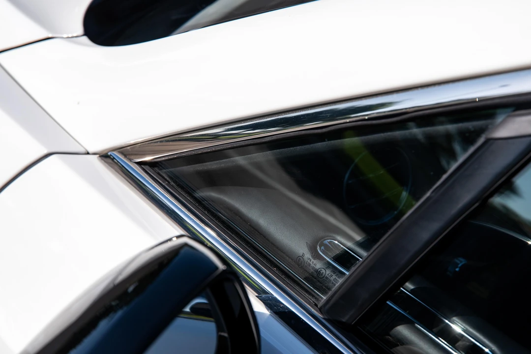 2014 Bentley Continental GTC - Image 21 of 31