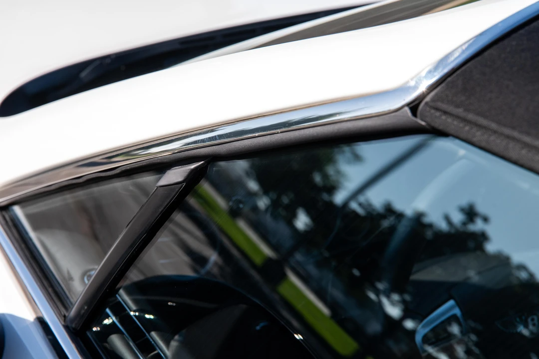 2014 Bentley Continental GTC - Image 23 of 31