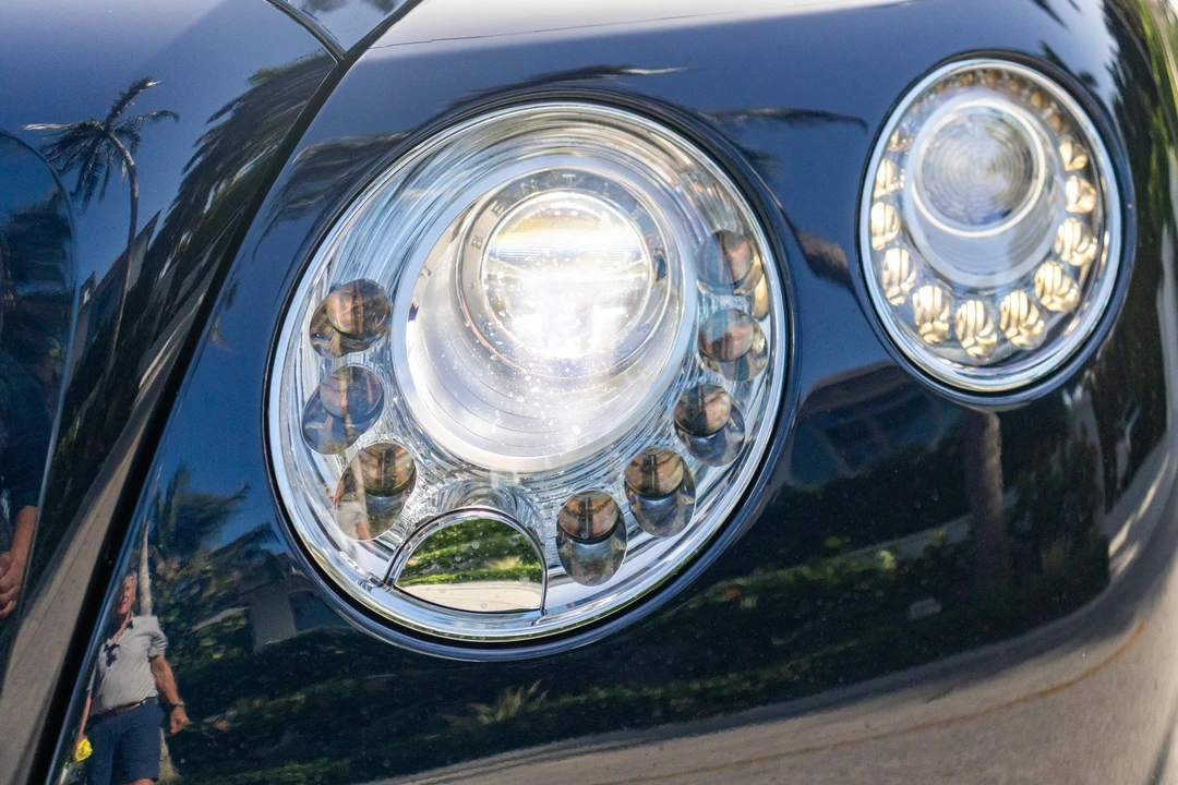 2014 Bentley Continental GT V8 2nd Gen - Image 25 of 31